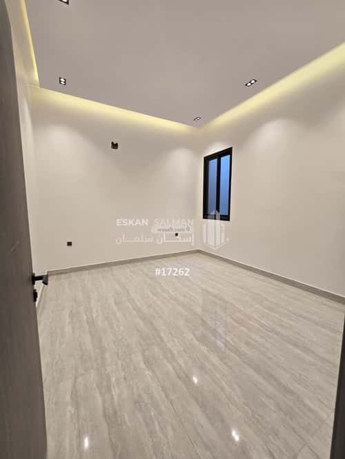 7 bedroom apartment in Al Maizilah 5