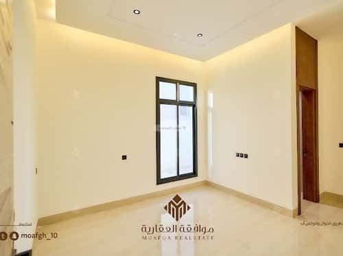 6 bedroom villa in Al Mahdiyyah 2