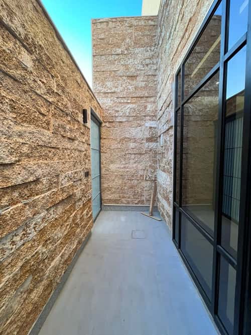 6 bedroom villa in Al Mahdiyyah 3