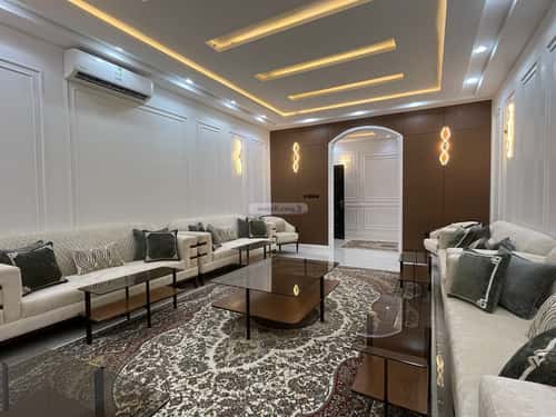 5 bedroom villa in Al Mahdiyyah 1