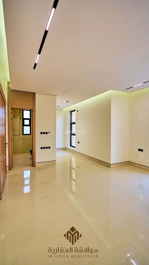 5 bedroom villa in Al Mahdiyyah 4