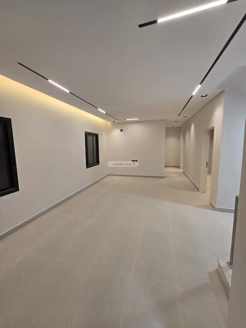 6 bedroom floor in Al Janadriyah 3