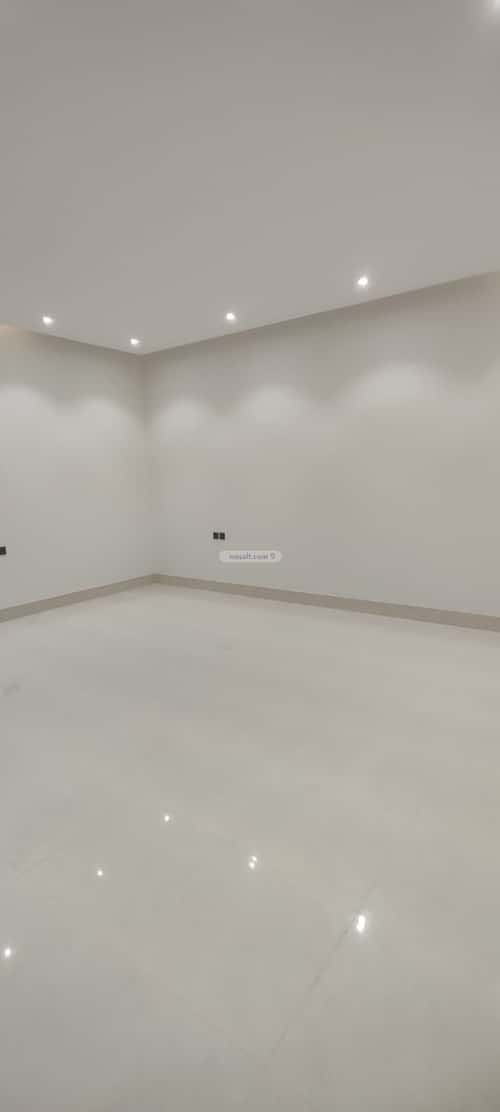 5 bedroom villa in Al Janadriyah 1