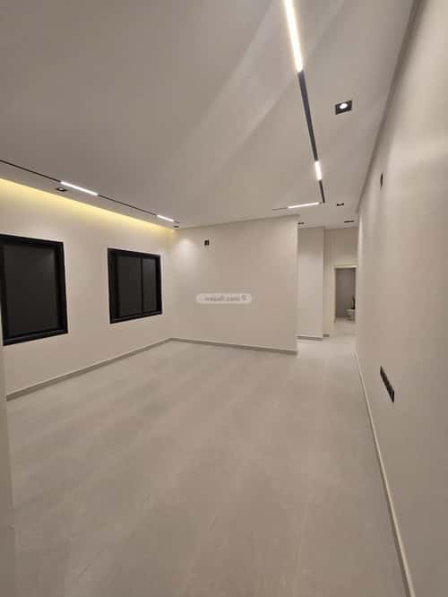3 bedroom floor in Al Janadriyah 4