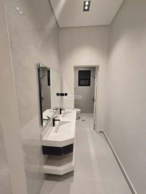 3 bedroom floor in Al Janadriyah 7