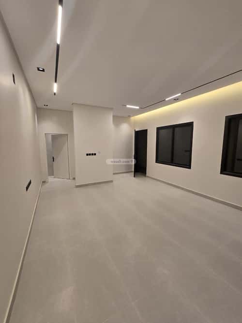 3 bedroom floor in Al Janadriyah 8