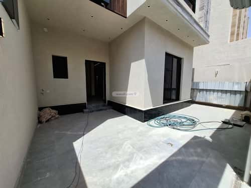 5 bedroom villa in Al Aridh 1
