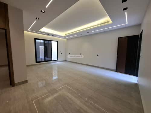 5 bedroom villa in Al Aridh 3