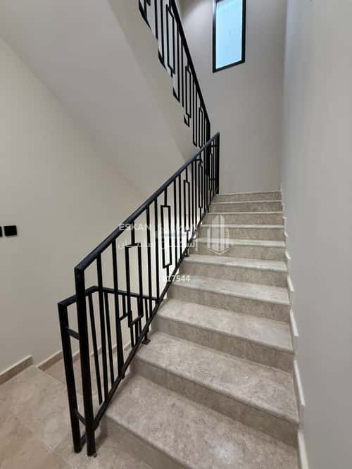 8 bedroom villa in Al Rimal 1