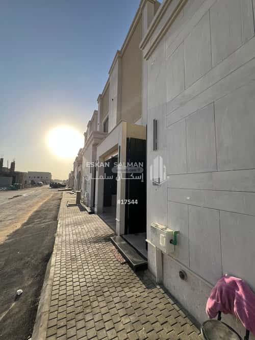 8 bedroom villa in Al Rimal 5