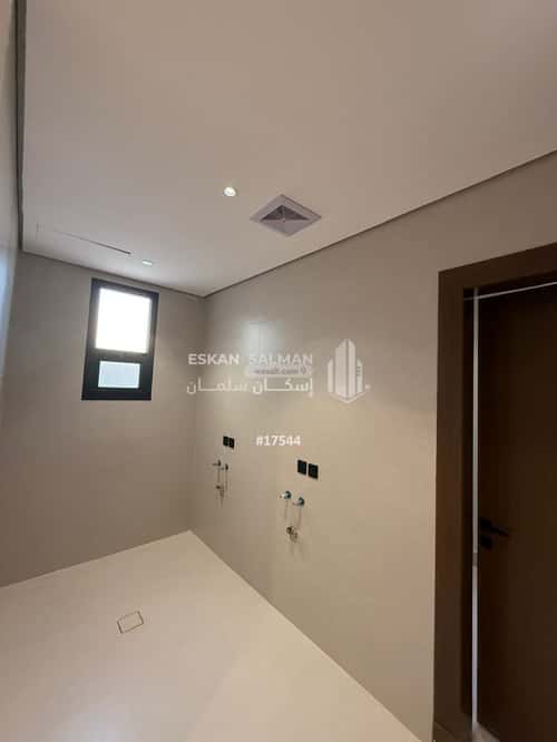 8 bedroom villa in Al Rimal 10