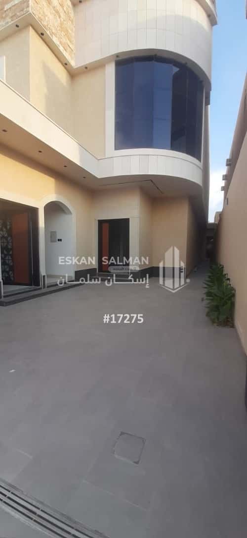 7 bedroom villa in Al Bayan 6