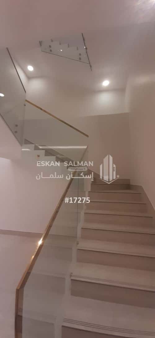 7 bedroom villa in Al Bayan 3