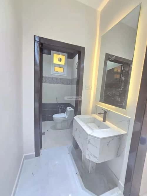 5 bedroom villa in Dhahrat Laban 4