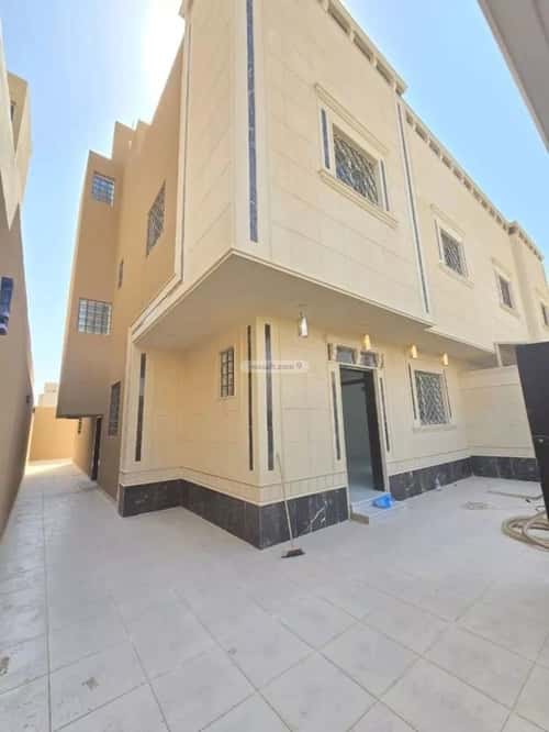 5 bedroom villa in Dhahrat Laban 3