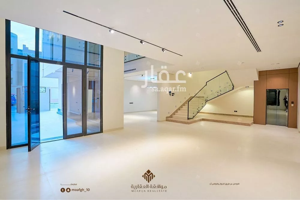 5 bedroom villa in Al Mahdiyyah 13