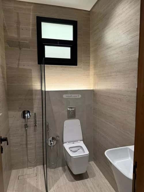 4 bedroom floor in Dhahrat Laban 5