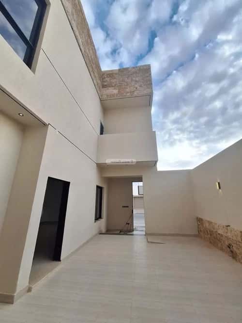 6 bedroom villa in Dhahrat Laban 3