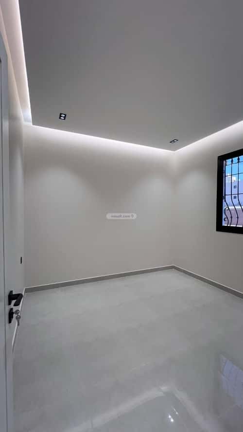 3 bedroom apartment in Al Hazm 1