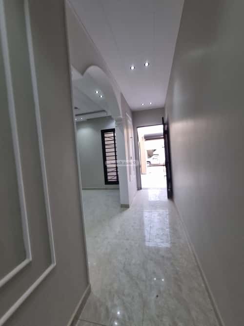 5 bedroom floor in Okaz 5