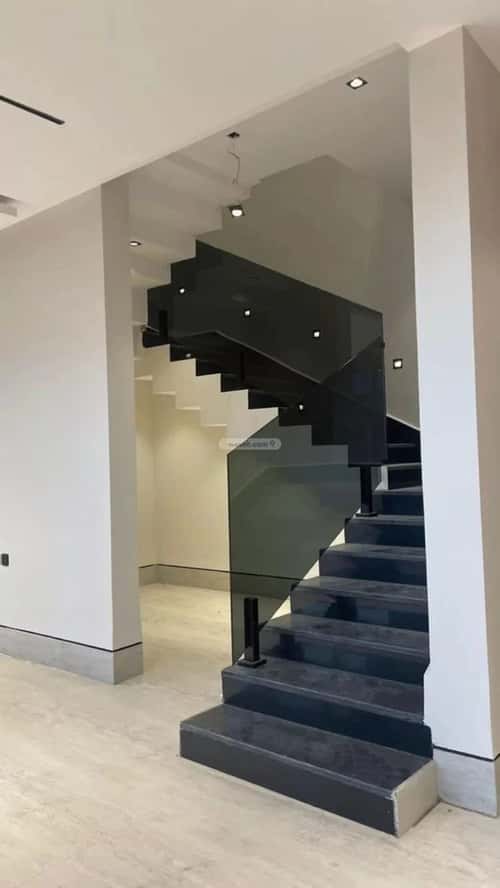 3 bedroom floor in Al Aridh 3