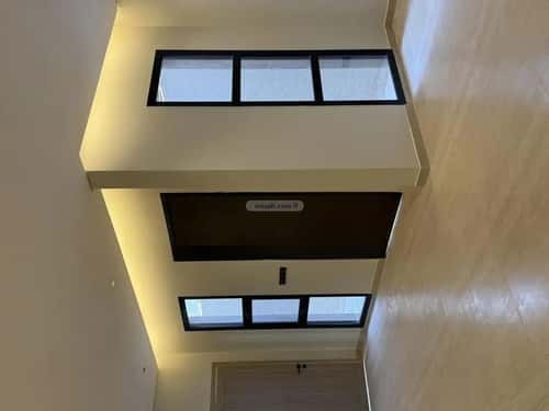 3 bedroom floor in Al Malaz 1