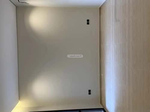 3 bedroom floor in Al Malaz 8