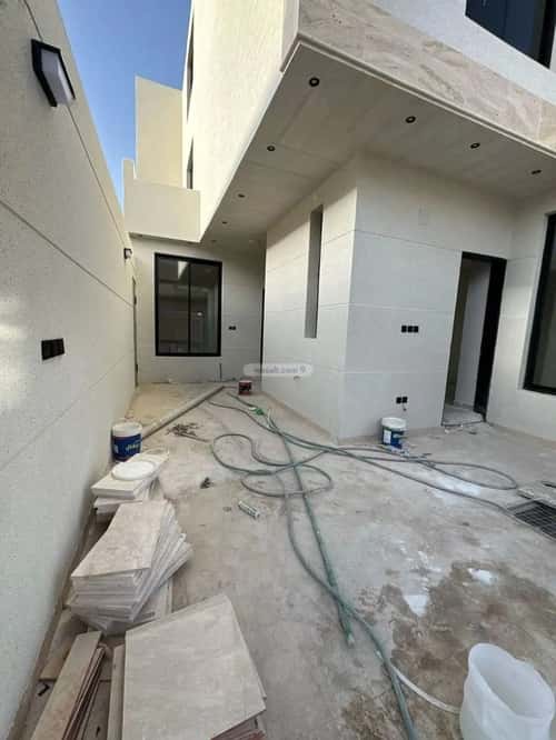 5 bedroom villa in Tuwaiq 4