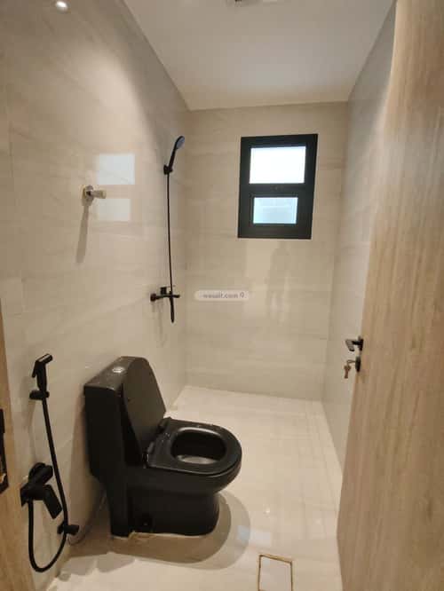 4 bedroom floor in Al Khaleej 3