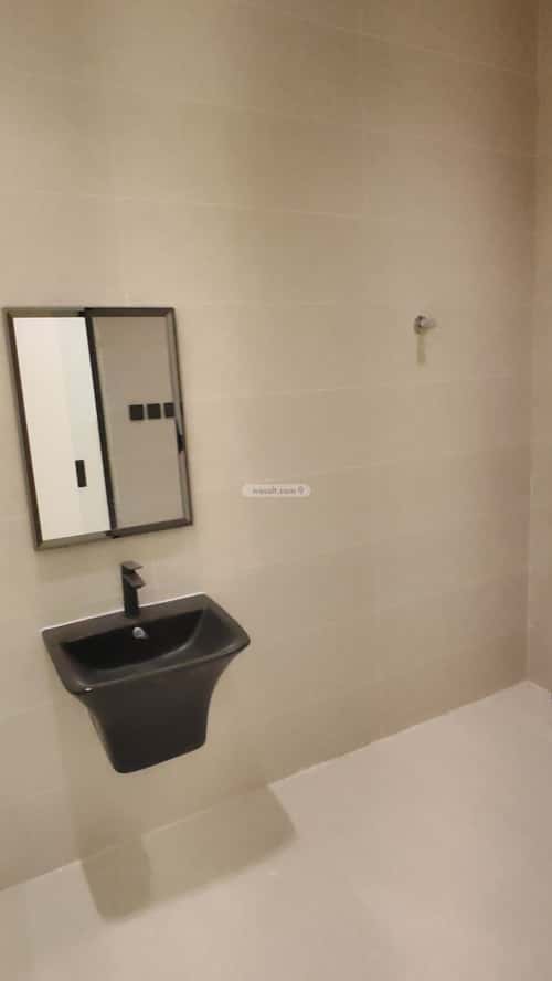 4 bedroom floor in Al Khaleej 1