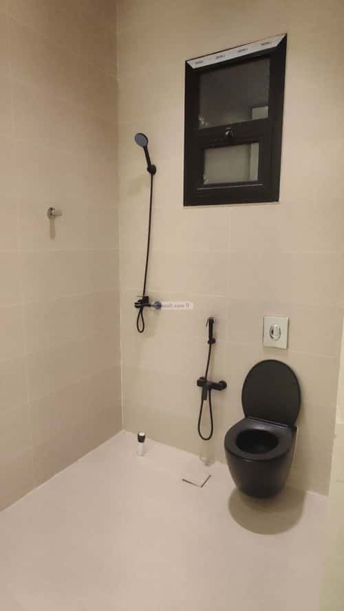 4 bedroom floor in Al Khaleej 3