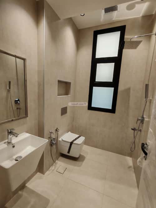4 bedroom apartment in Al Yarmouk 5