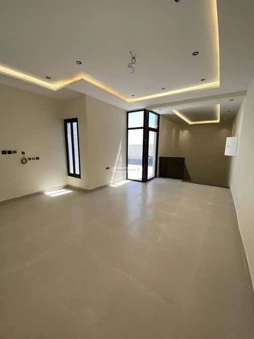 3 bedroom floor in As Suwaidi 5