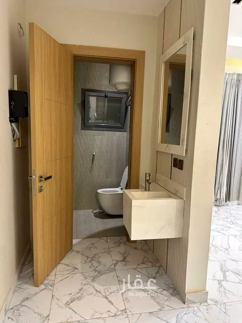 3 bedroom floor in Al Munsiyah 2