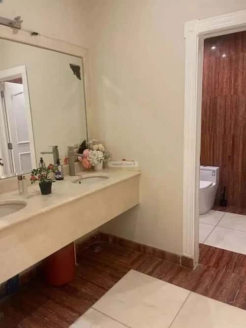 5 bedroom villa in Al Falah 9