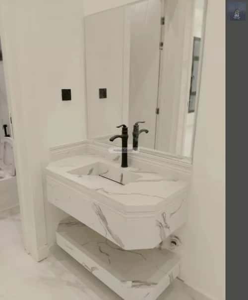 5 bedroom apartment in Badr 4