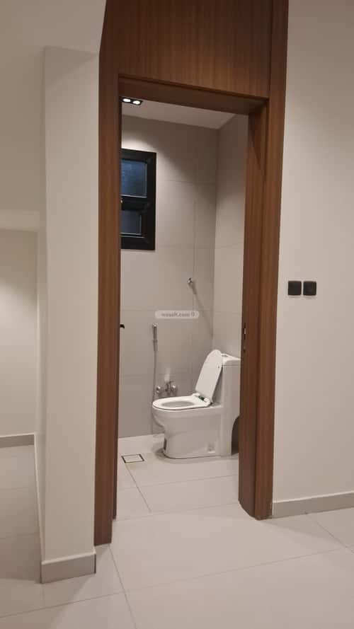 3 bedroom floor in Al Munsiyah 18