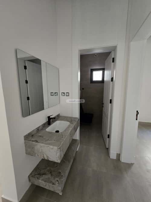 3 bedroom apartment in Al Yarmouk 3