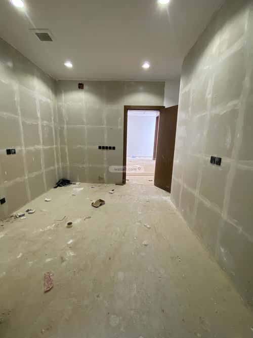 5 bedroom floor in Al Maizilah 1