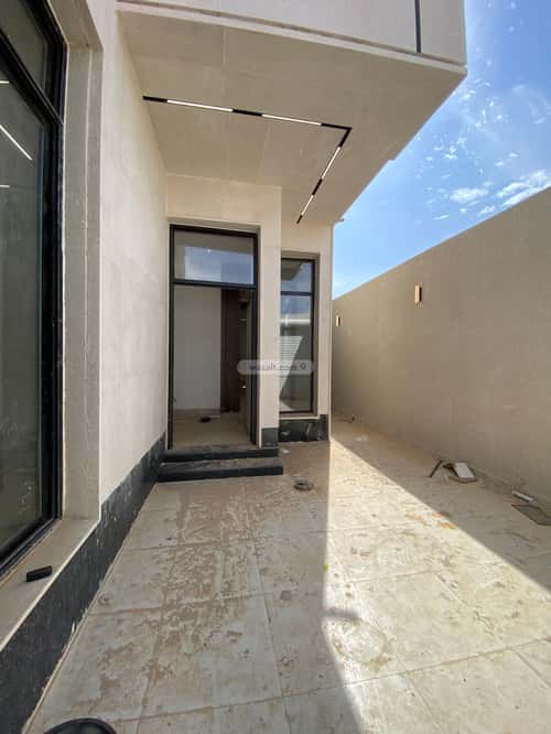5 bedroom floor in Al Maizilah 15
