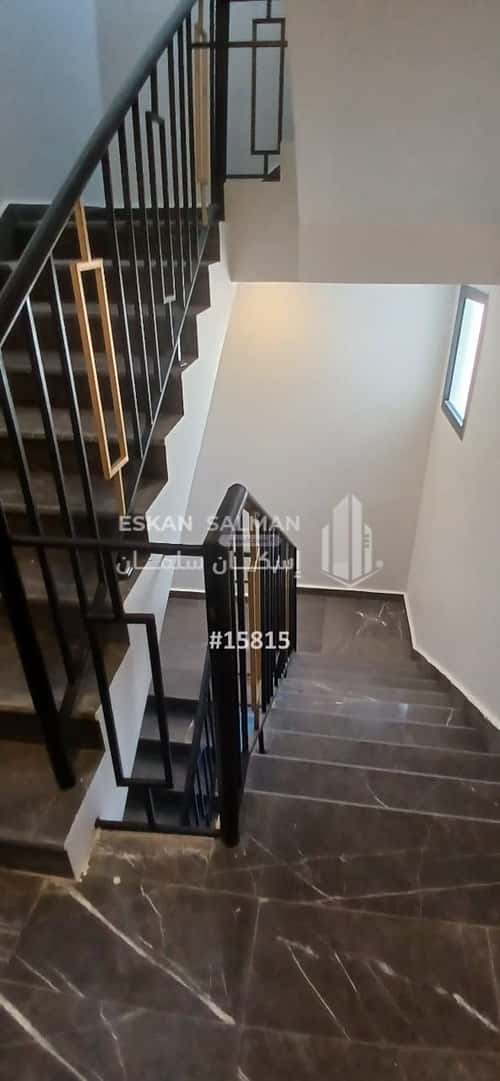 6 bedroom floor in Al Janadriyah 8