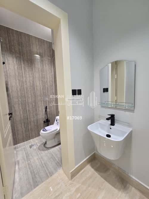 4 bedroom apartment in Al Maizilah, Riyadh 4