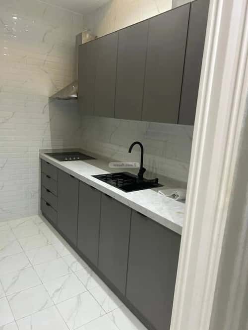4 bedroom apartment in Al Yarmouk 4