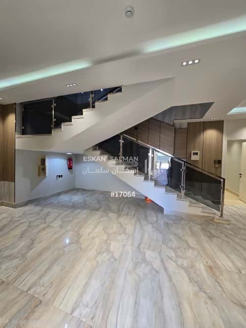 5 bedroom apartment in Al Maizilah 1