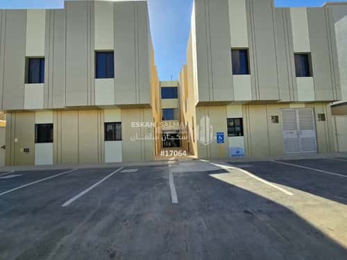 5 bedroom apartment in Al Maizilah 4