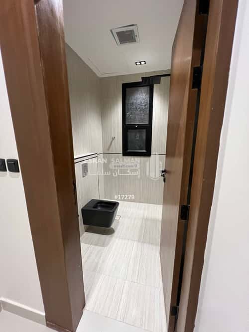 5 bedroom floor in Al Khaleej 2