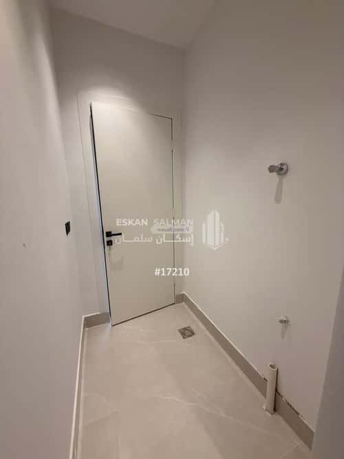 فيلا 9 غرف في الجنادرية 5