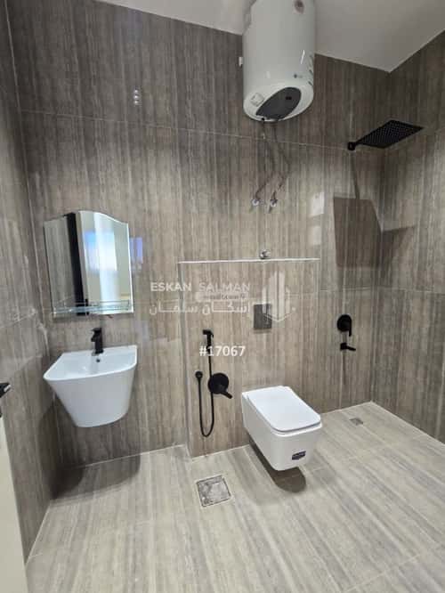 3 bedroom apartment in Al Maizilah 6