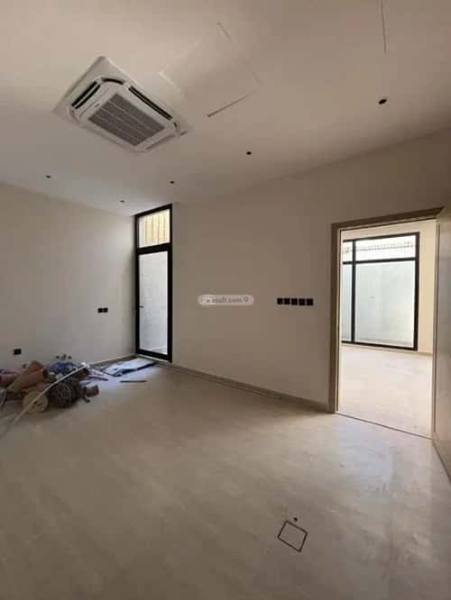 4 bedroom villa in Al Rabwa, Riyadh 6