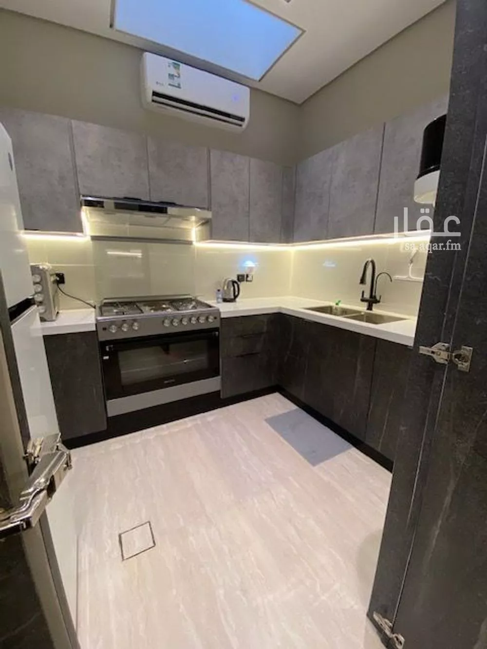 3 bedroom floor in Al Aridh 9